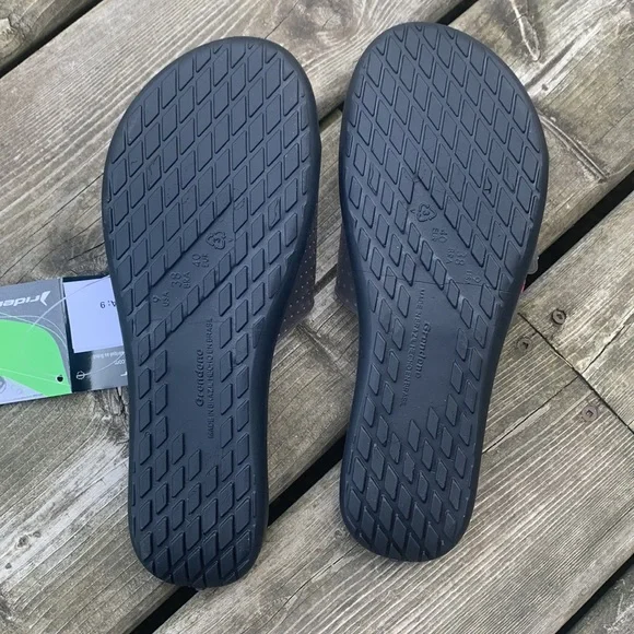 NWT Rider Cross Slide Sandals - Picture 7 of 9